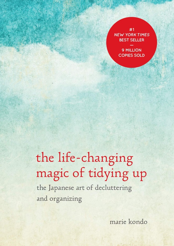 The Life Changing Magic of Tidying Up (Indonesian Edition)